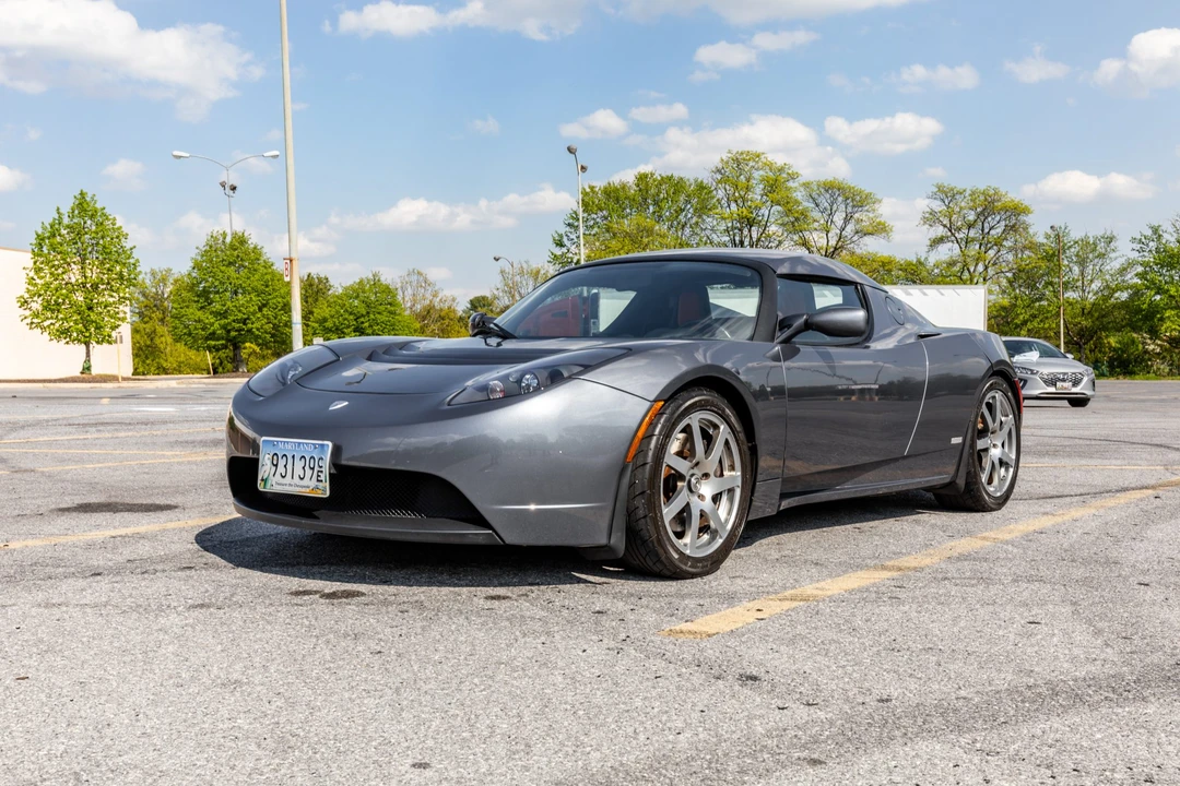 2008 Tesla Roadster - Image 2 of 31