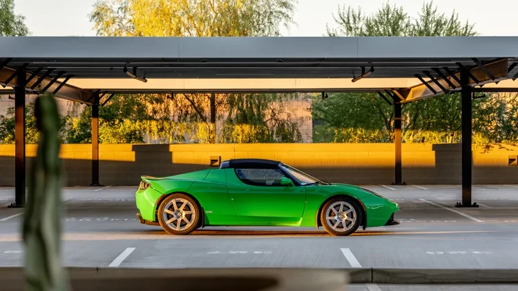 2008 Tesla Roadster - Image 9 of 31