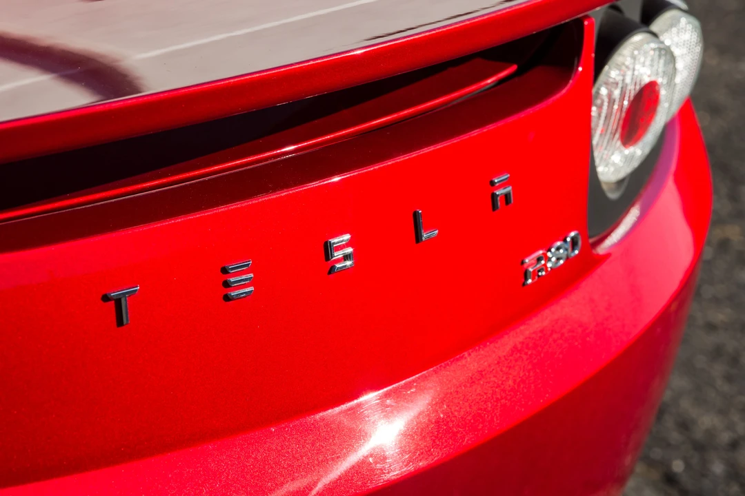 2008 Tesla Roadster - Image 14 of 31