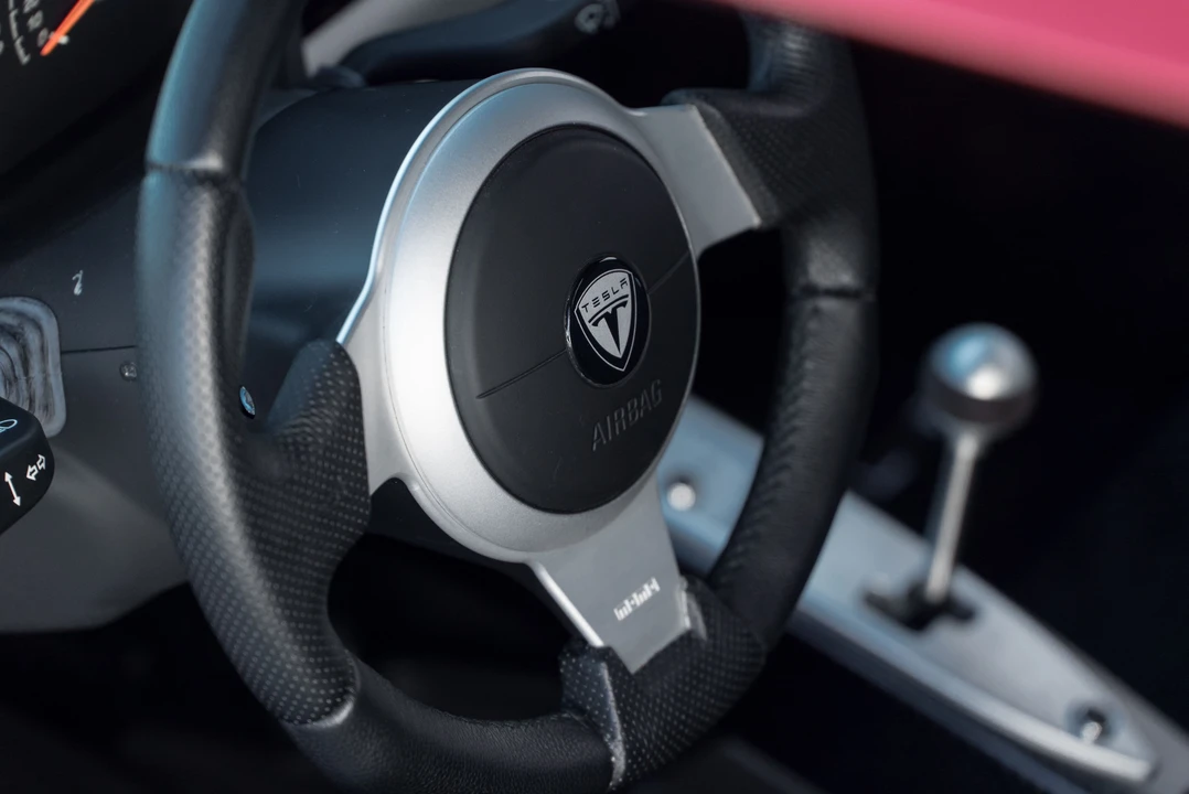 2008 Tesla Roadster - Image 23 of 31