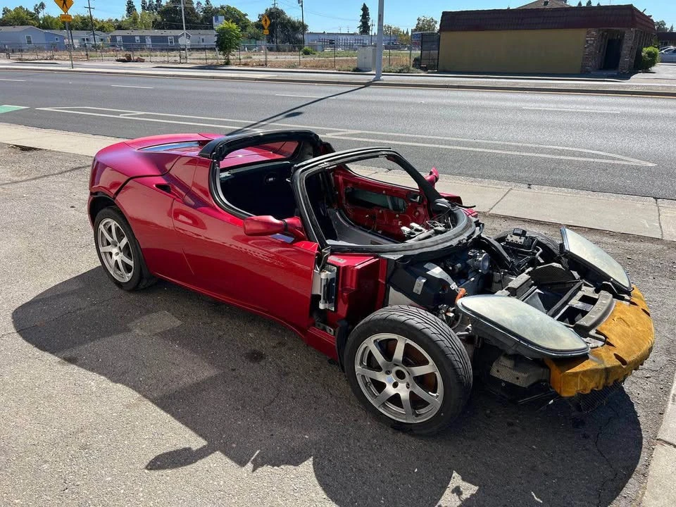 2008 Tesla Roadster - Image 7 of 16