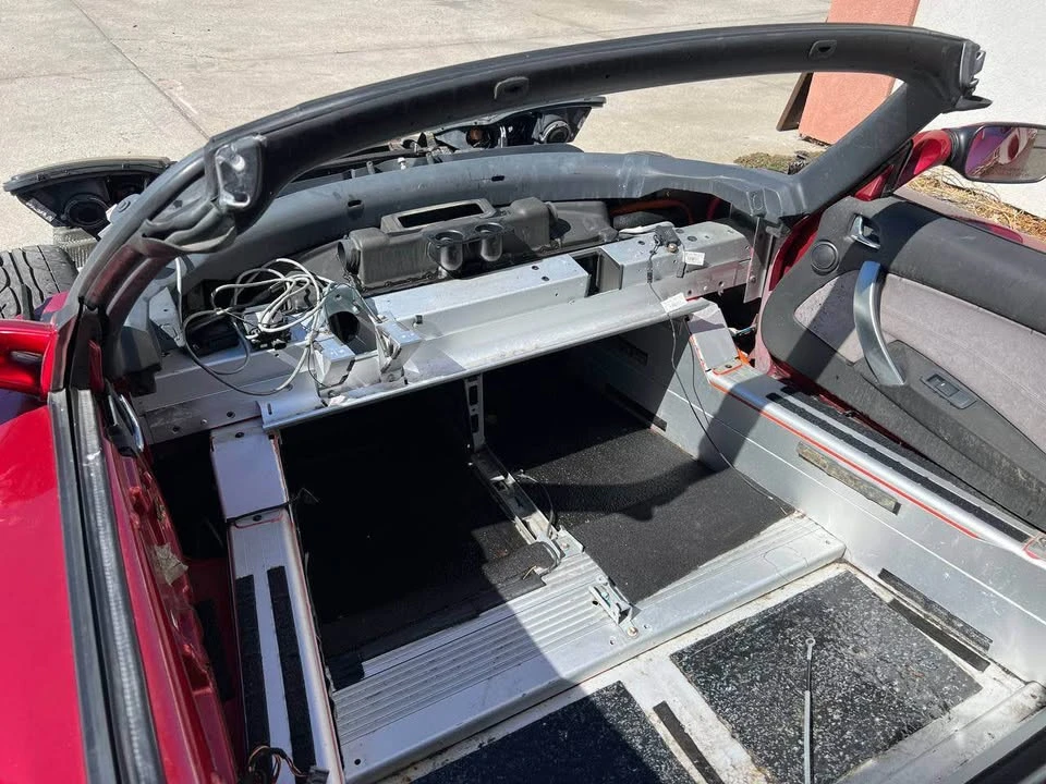 2008 Tesla Roadster - Image 11 of 16