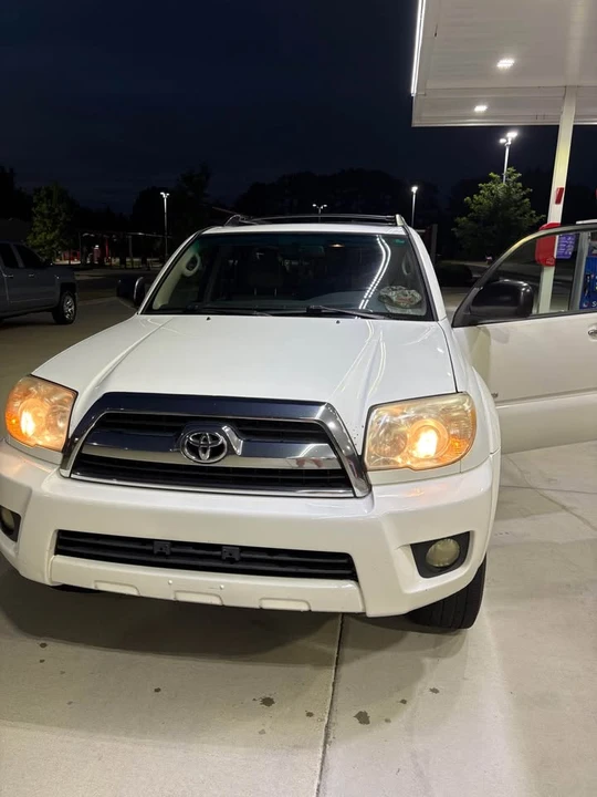 2008 Toyota 4Runner 4th Gen - Image 3 of 10