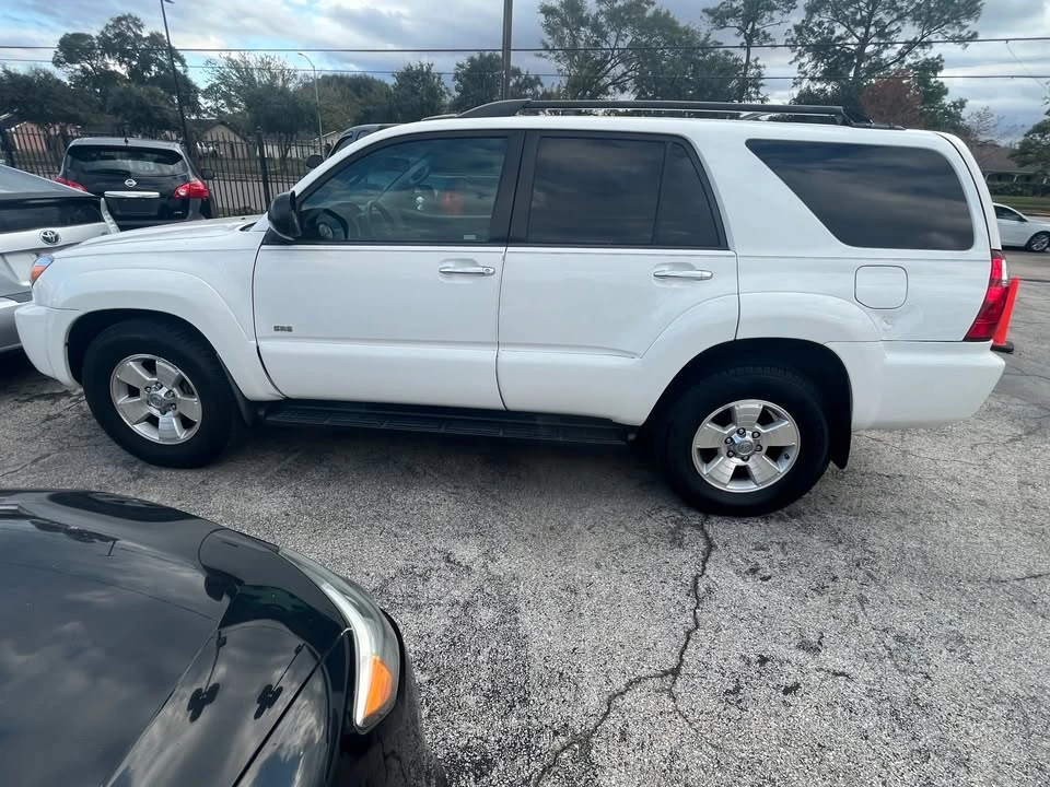 2008 Toyota 4Runner 4th Gen - Image 2 of 17