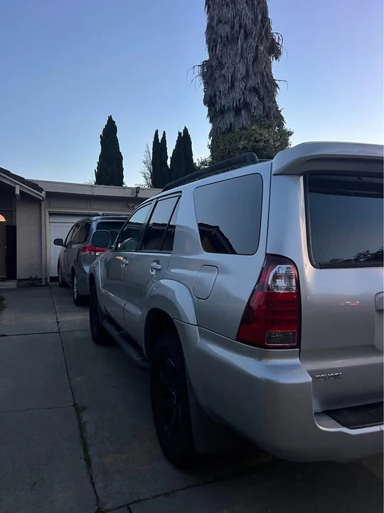 2008 Toyota 4Runner 4th Gen - Image 4 of 16