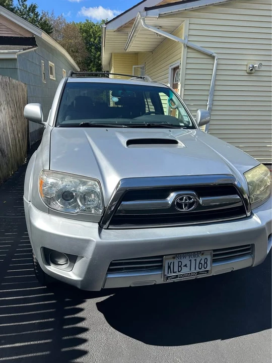 2008 Toyota 4Runner 4th Gen - Image 2 of 11