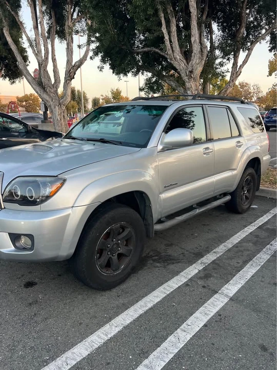 2008 Toyota 4Runner 4th Gen - Image 3 of 13