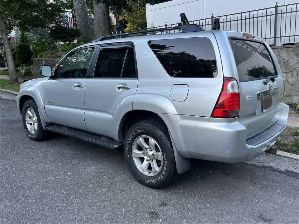 2008 Toyota 4Runner 4th Gen - Image 6 of 13