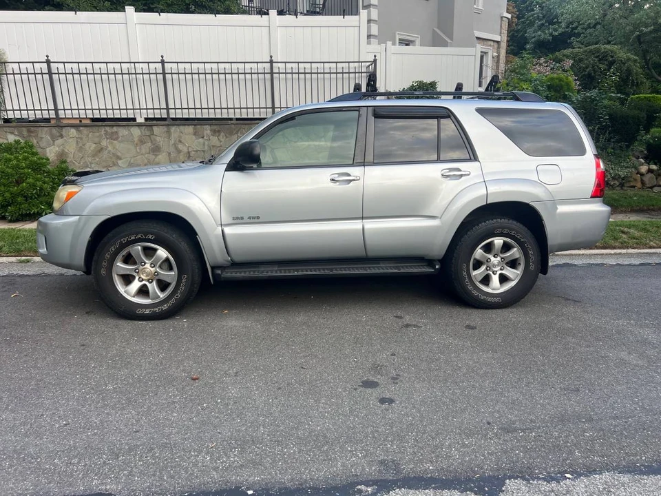 2008 Toyota 4Runner 4th Gen - Image 4 of 11