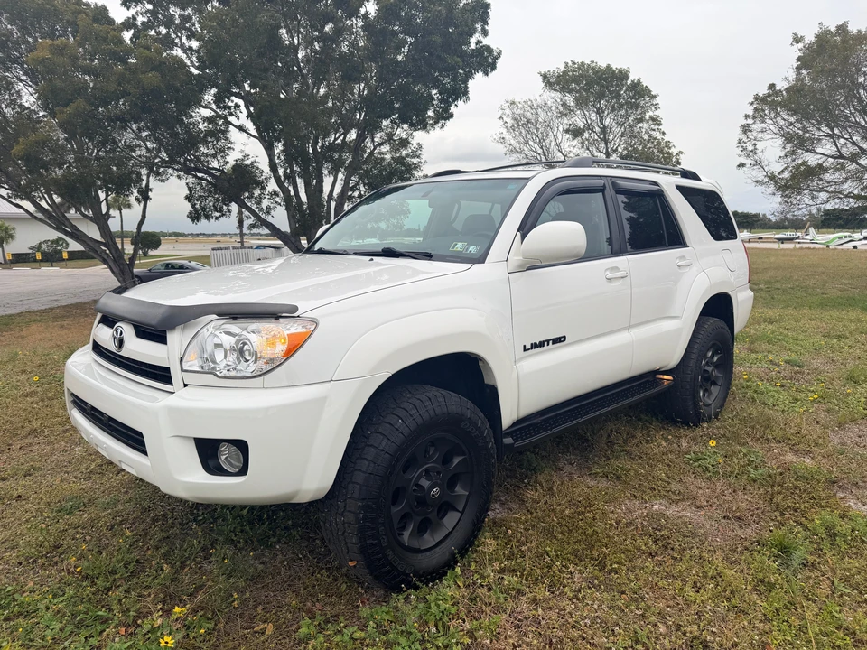 2008 Toyota 4Runner 4th Gen - Image 10 of 31