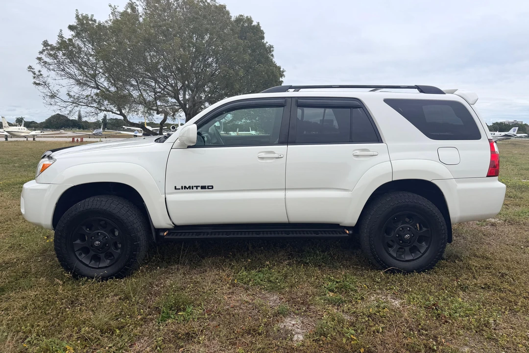 2008 Toyota 4Runner 4th Gen - Image 3 of 31
