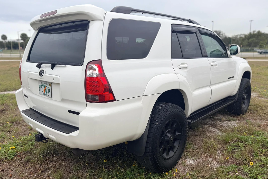 2008 Toyota 4Runner 4th Gen - Image 4 of 31