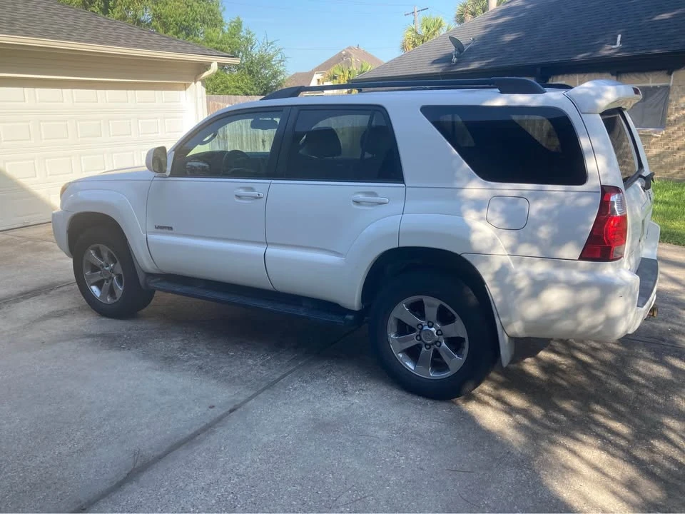 2008 Toyota 4Runner 4th Gen - Image 3 of 13