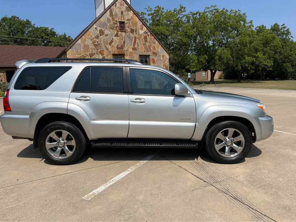 2008 Toyota 4Runner 4th Gen - Image 2 of 15