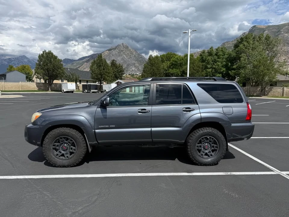 2008 Toyota 4Runner 4th Gen - Image 2 of 20