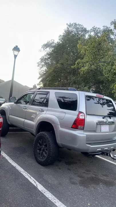 2008 Toyota 4Runner 4th Gen - Image 2 of 2