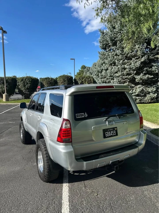 2008 Toyota 4Runner 4th Gen - Image 3 of 11
