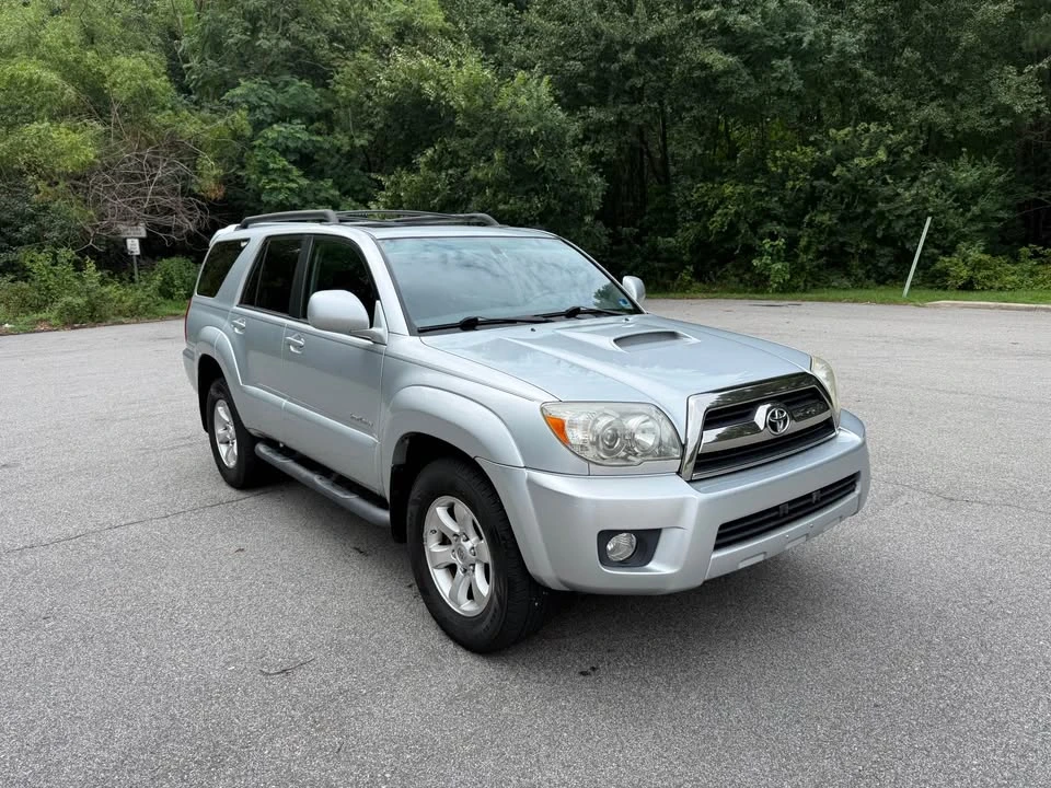 2008 Toyota 4Runner 4th Gen - Image 2 of 20