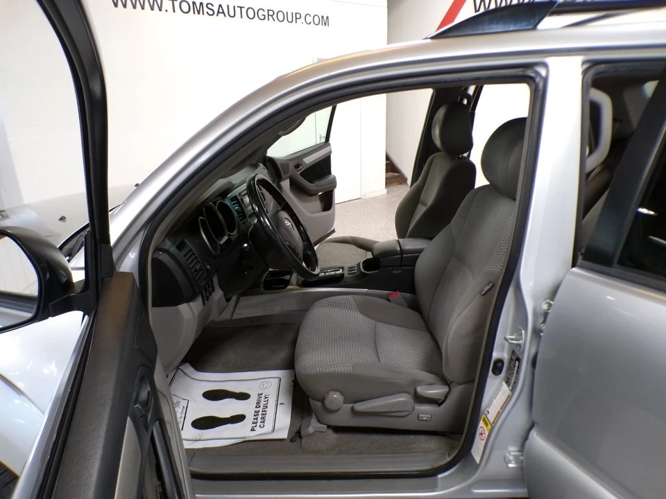2008 Toyota 4Runner 4th Gen - Image 11 of 18