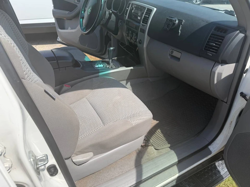 2008 Toyota 4Runner 4th Gen - Image 8 of 12