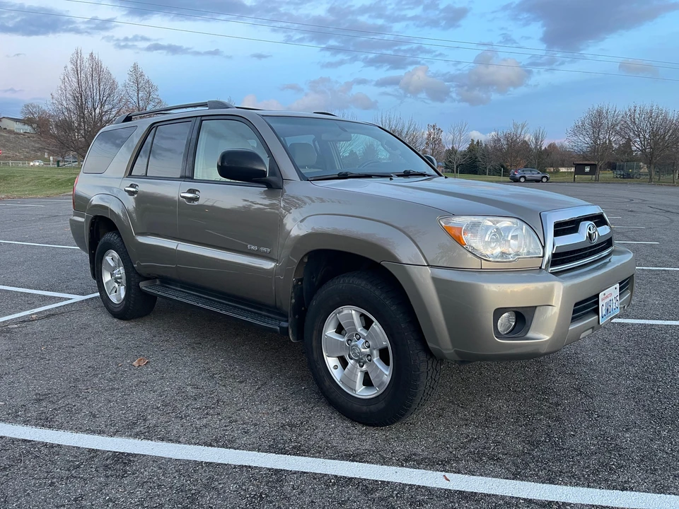 2008 Toyota 4Runner 4th Gen - Image 16 of 31