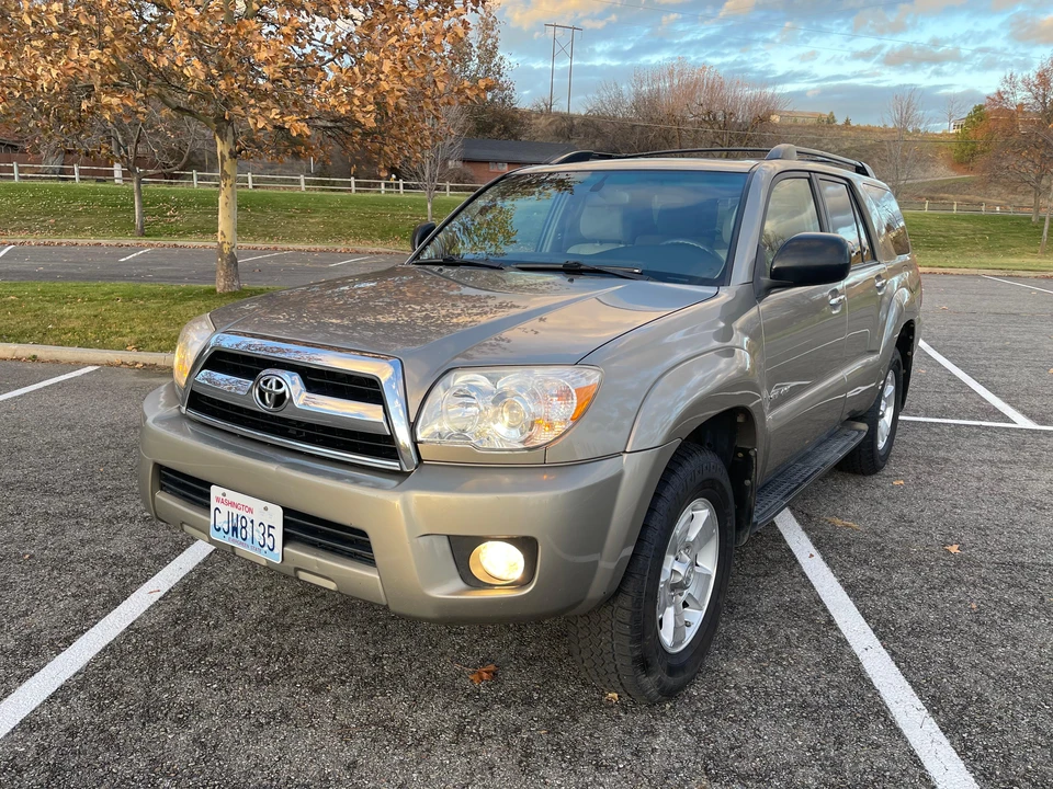 2008 Toyota 4Runner 4th Gen - Image 6 of 31
