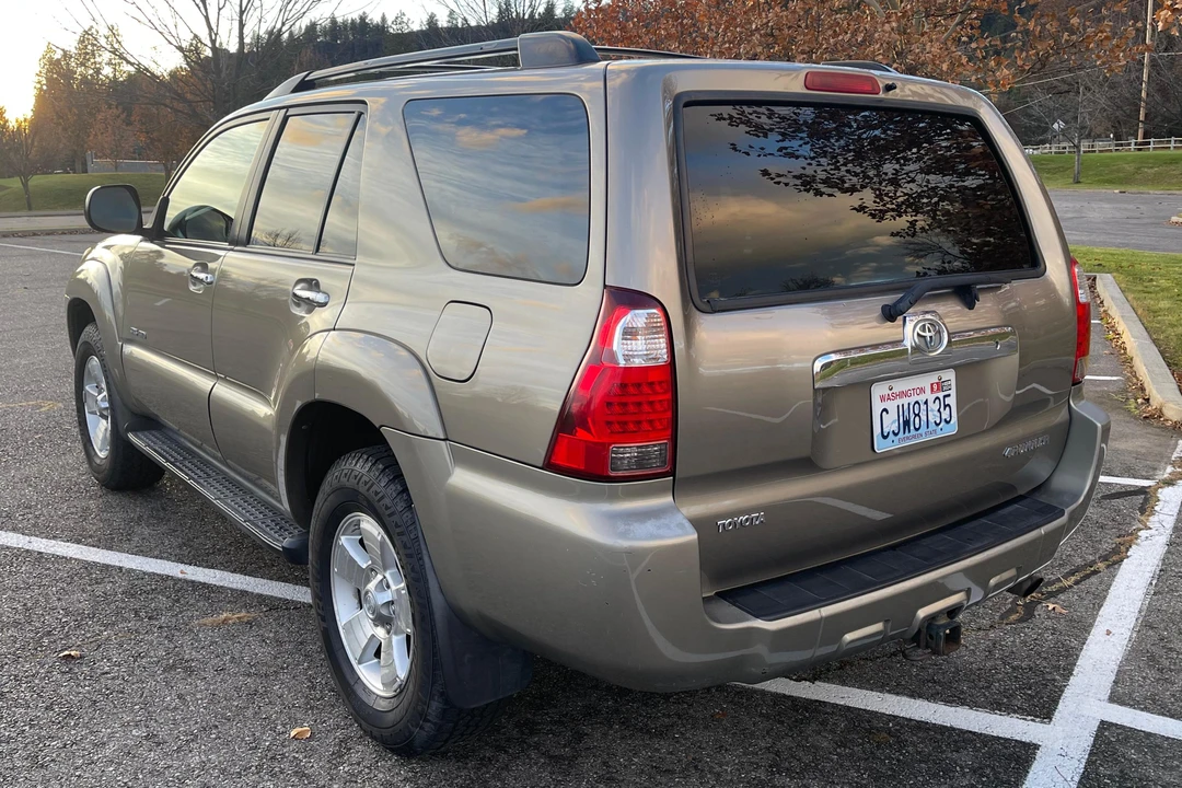 2008 Toyota 4Runner 4th Gen - Image 4 of 31