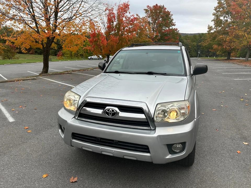 2008 Toyota 4Runner 4th Gen - Image 8 of 31