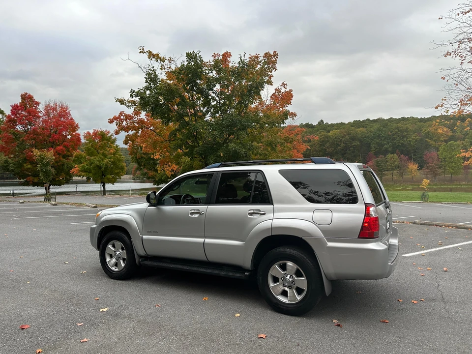 2008 Toyota 4Runner 4th Gen - Image 16 of 31
