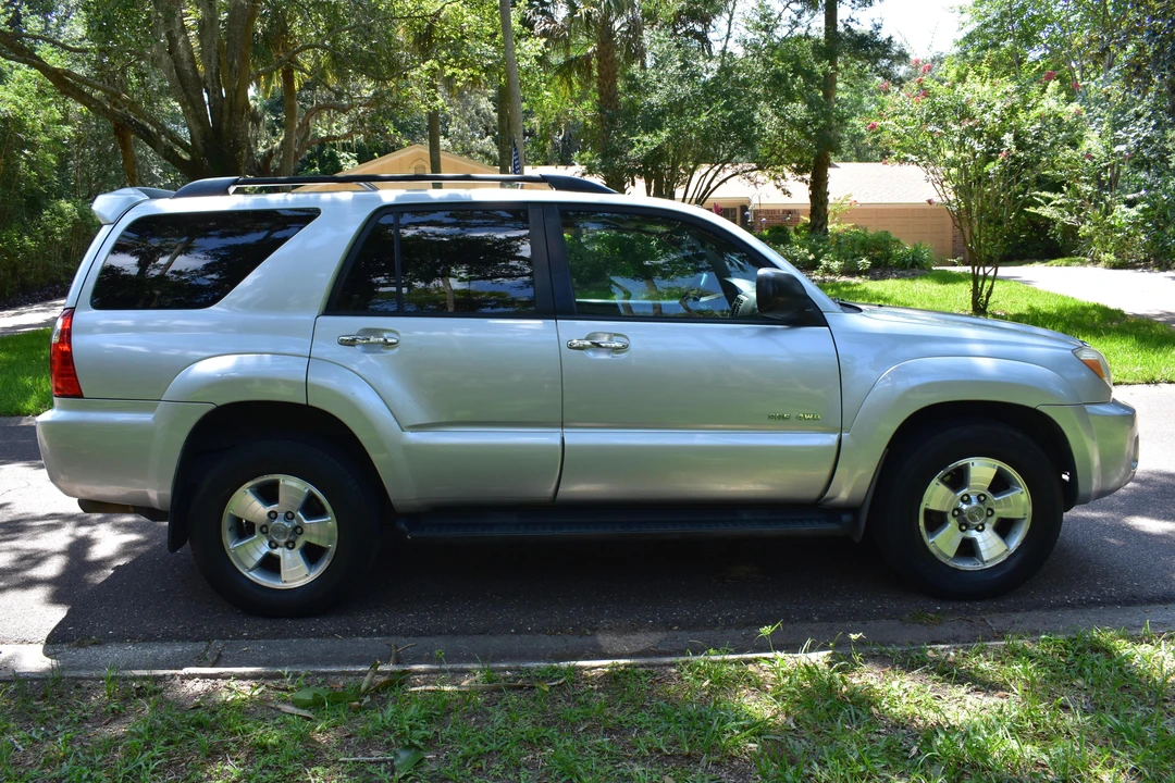 2008 Toyota 4Runner 4th Gen - Image 3 of 31