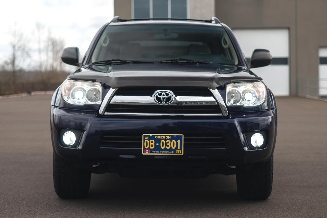 2008 Toyota 4Runner 4th Gen - Image 2 of 18