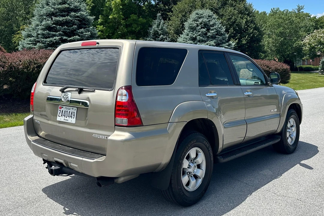 2008 Toyota 4Runner 4th Gen - Image 4 of 31