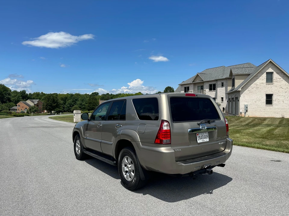 2008 Toyota 4Runner 4th Gen - Image 15 of 31