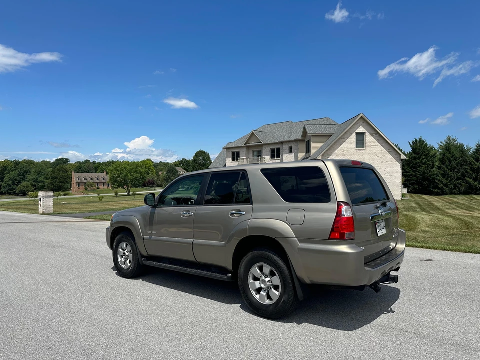 2008 Toyota 4Runner 4th Gen - Image 14 of 31