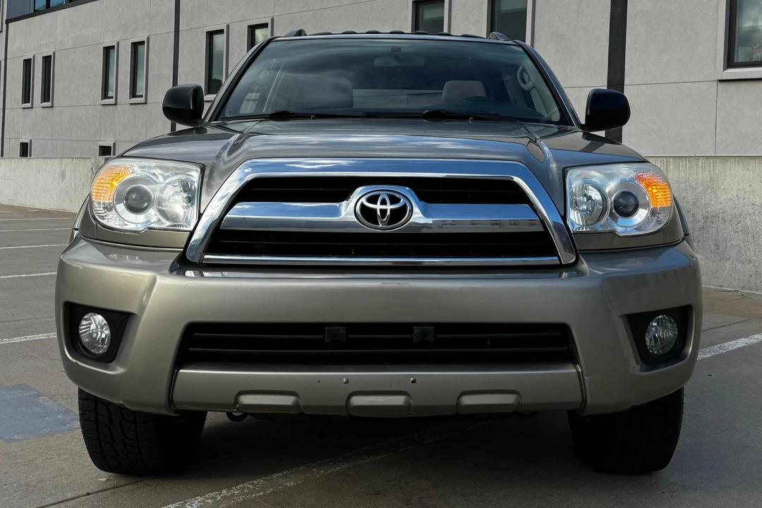 2008 Toyota 4Runner 4th Gen - Image 2 of 31