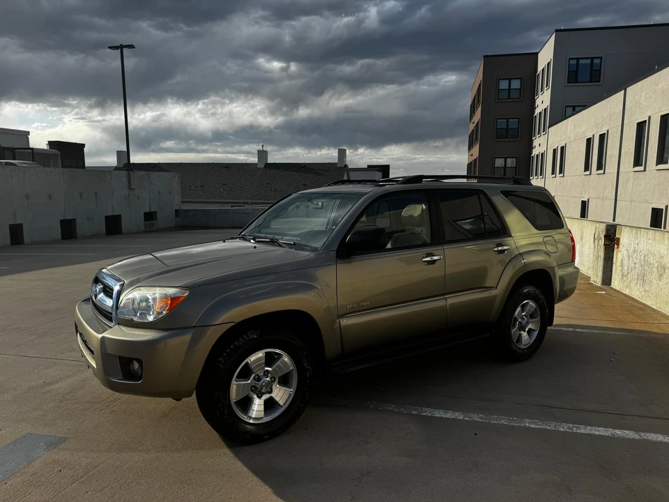 2008 Toyota 4Runner 4th Gen - Image 10 of 31