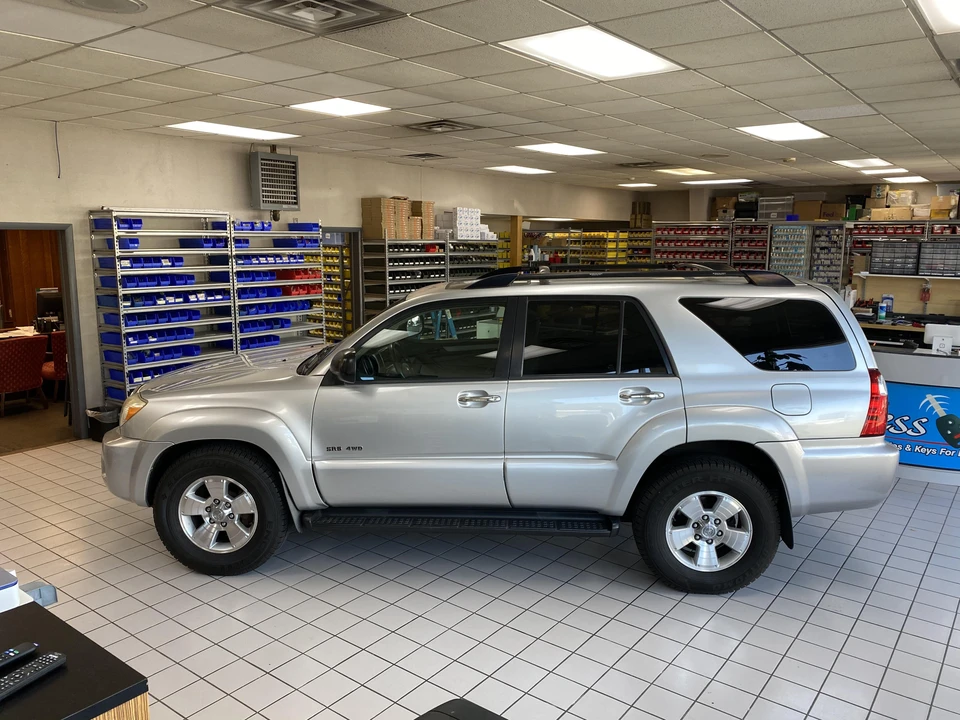 2008 Toyota 4Runner 4th Gen - Image 14 of 31