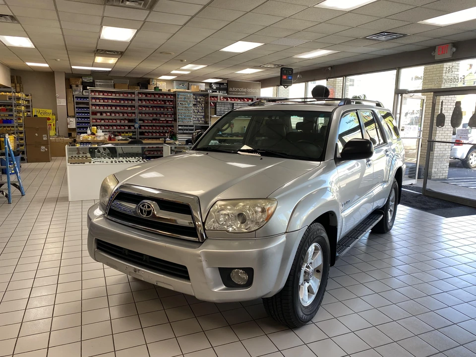 2008 Toyota 4Runner 4th Gen - Image 8 of 31