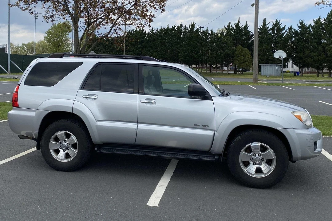 2008 Toyota 4Runner 4th Gen - Image 3 of 31