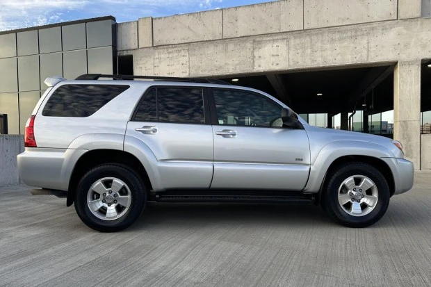 2008 Toyota 4Runner 4th Gen - Image 3 of 7