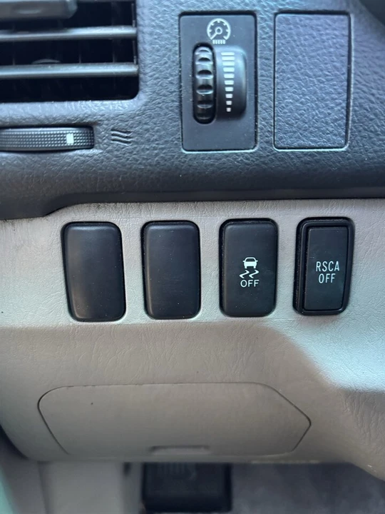 2008 Toyota 4Runner 4th Gen - Image 15 of 18