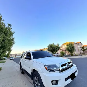 2008 Toyota 4Runner SR5 Premium Sport Utility 4D