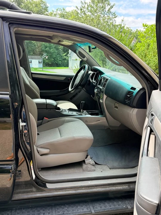 2008 Toyota 4Runner 4th Gen - Image 6 of 10