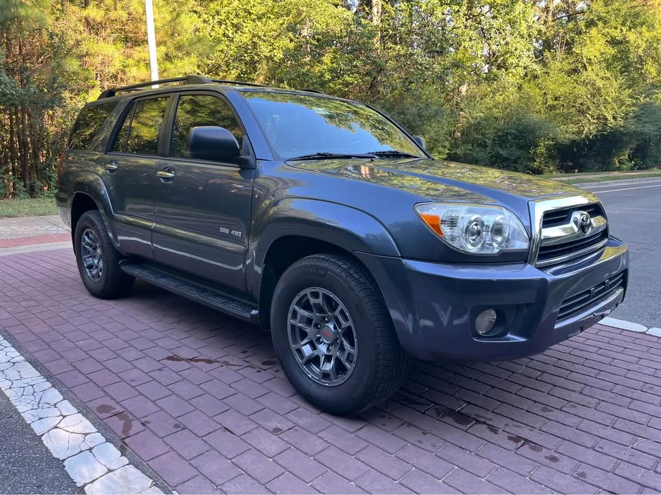 2008 Toyota 4Runner 4th Gen - Image 4 of 17