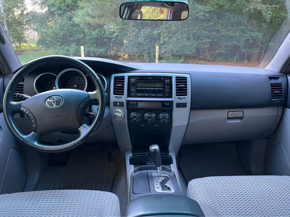 2008 Toyota 4Runner 4th Gen - Image 9 of 17