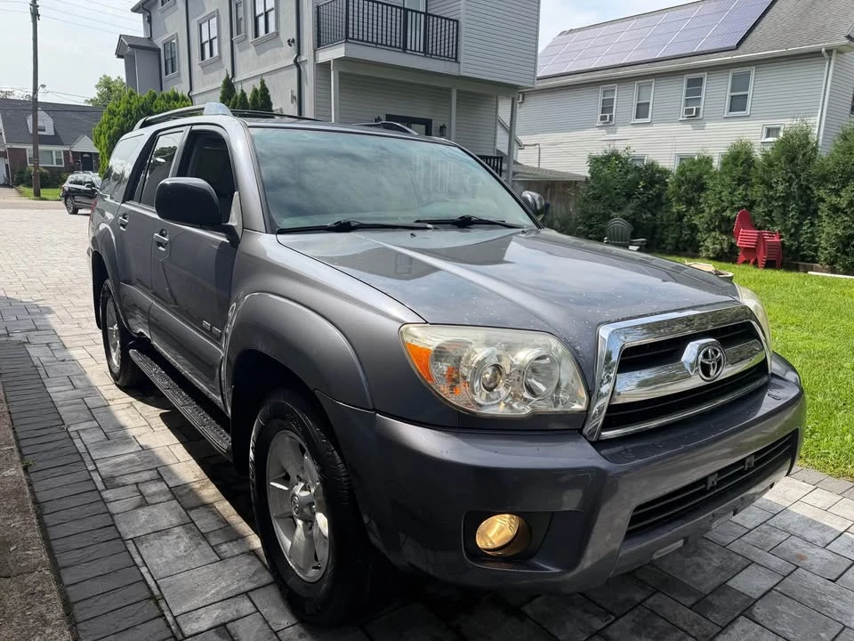 2008 Toyota 4Runner 4th Gen - Image 5 of 12