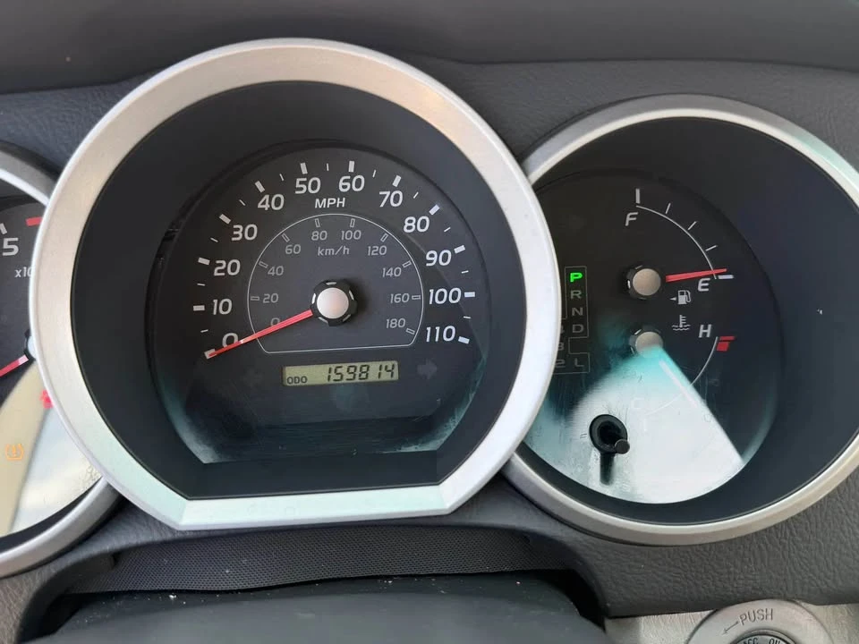 2008 Toyota 4Runner 4th Gen - Image 11 of 16