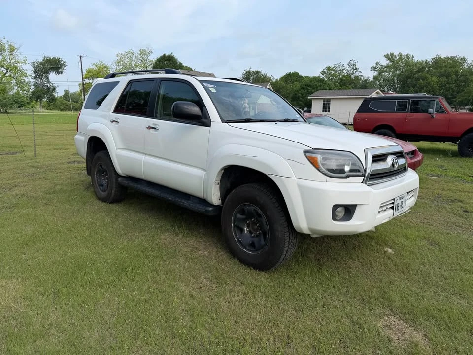 2008 Toyota 4Runner 4th Gen - Image 2 of 10