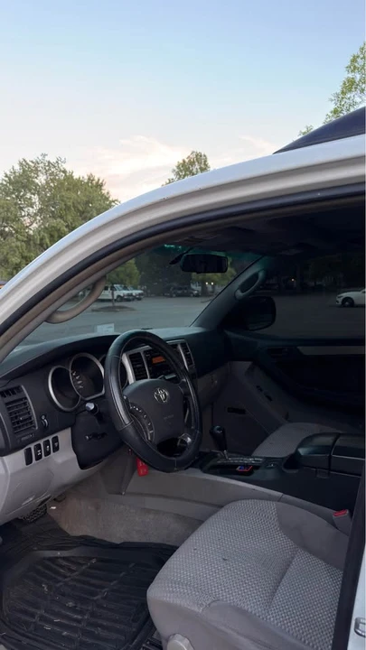 2008 Toyota 4Runner 4th Gen - Image 9 of 17