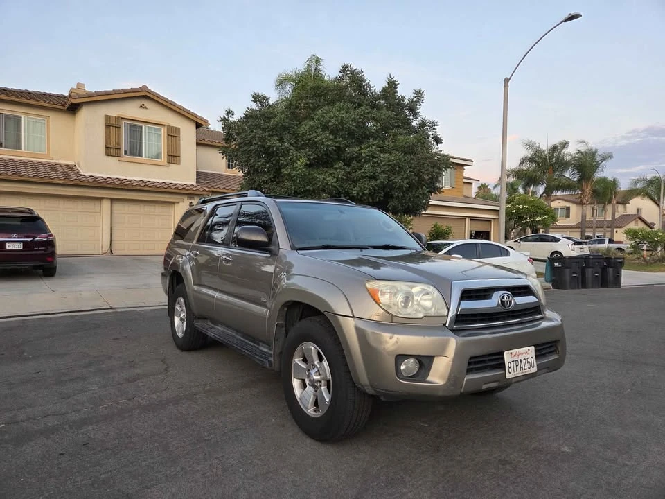 2008 Toyota 4Runner 4th Gen - Image 2 of 18